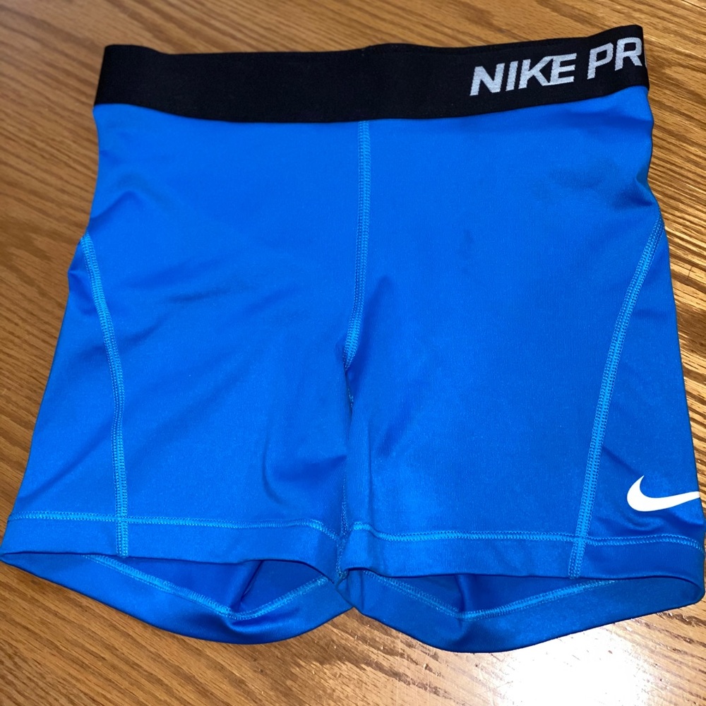 Like New Nike spandex!!